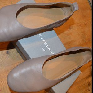 Everlane, The Day Glove, Size 8 1/2, Mocha